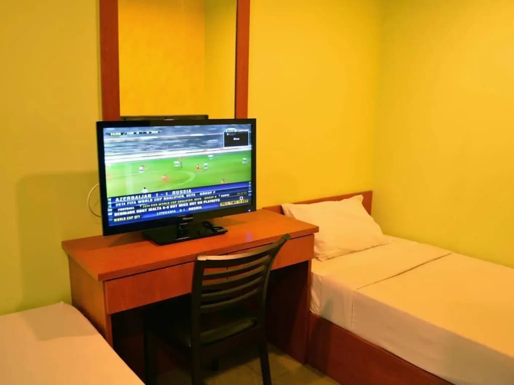 Your Hotel - photo 5