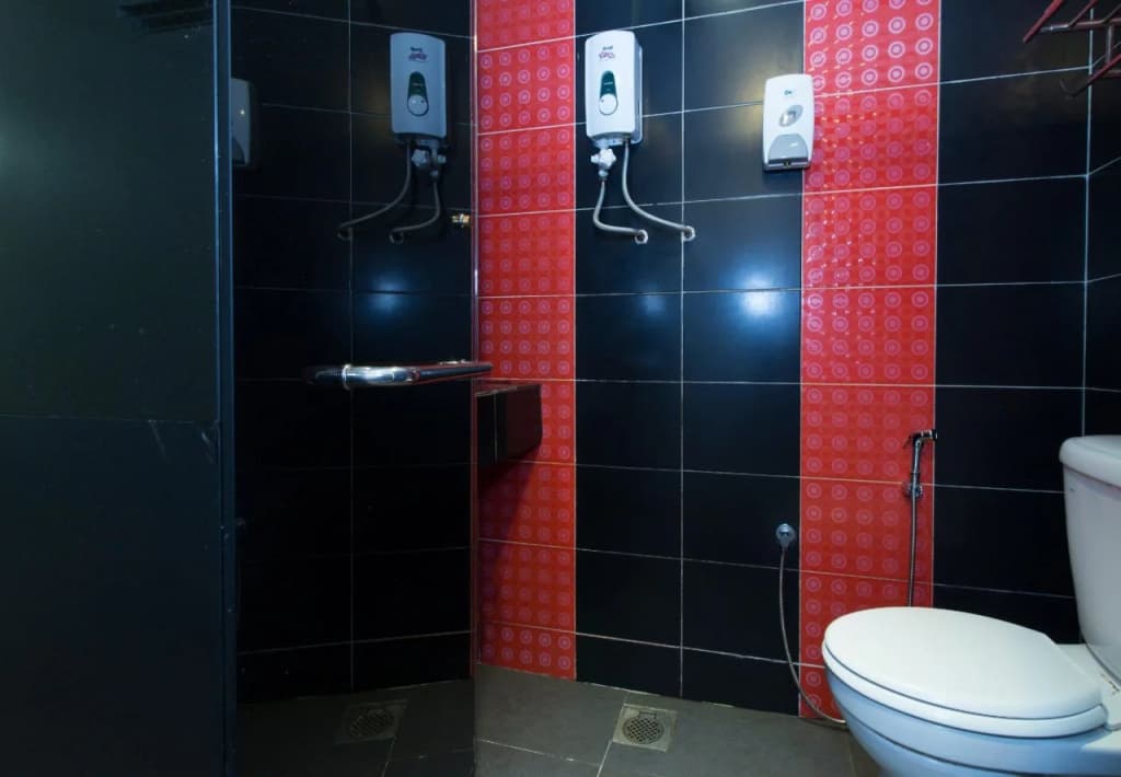 Hotel Holmes Kelana Jaya - photo 7