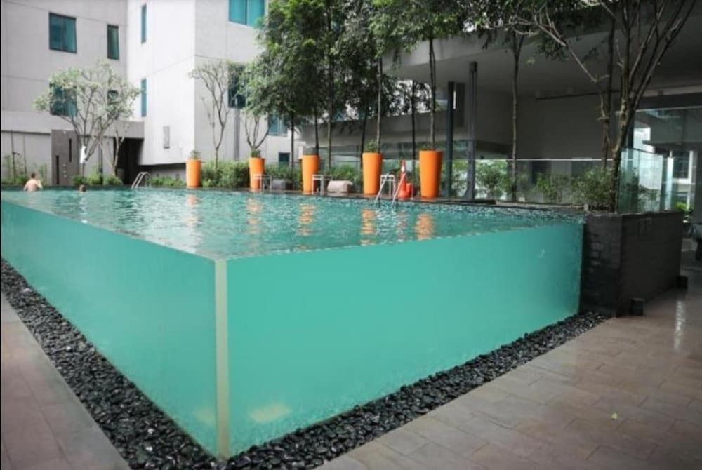 Luxury Deluxe Studios At Mercu Summer Suites - photo 14