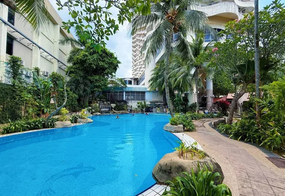 Rainbow Paradise Beach Resort by LWE - photo 15