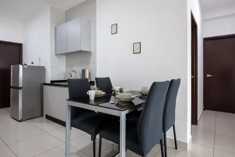 Comfy 3BR Apt @ KSL Daya Near Ikea Tebrau, Parking - photo 22