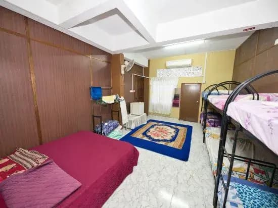 OYO 90915 Ilham Villa - photo 11