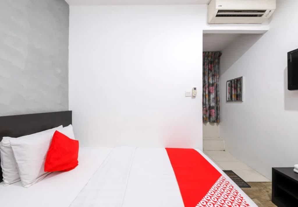Tai Pan Hotel - photo 4