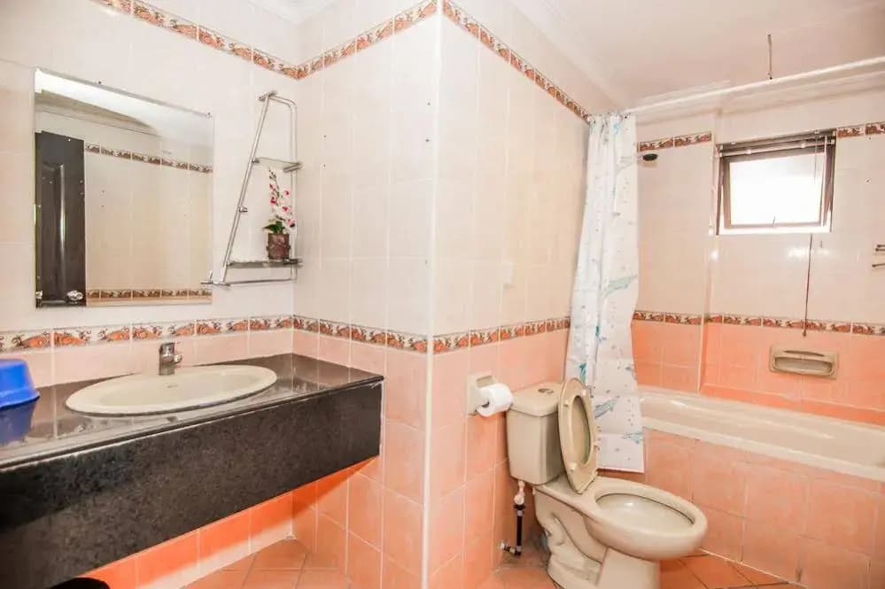 Marina Travellers Suite @ Marina Court Resort Condo - photo 8