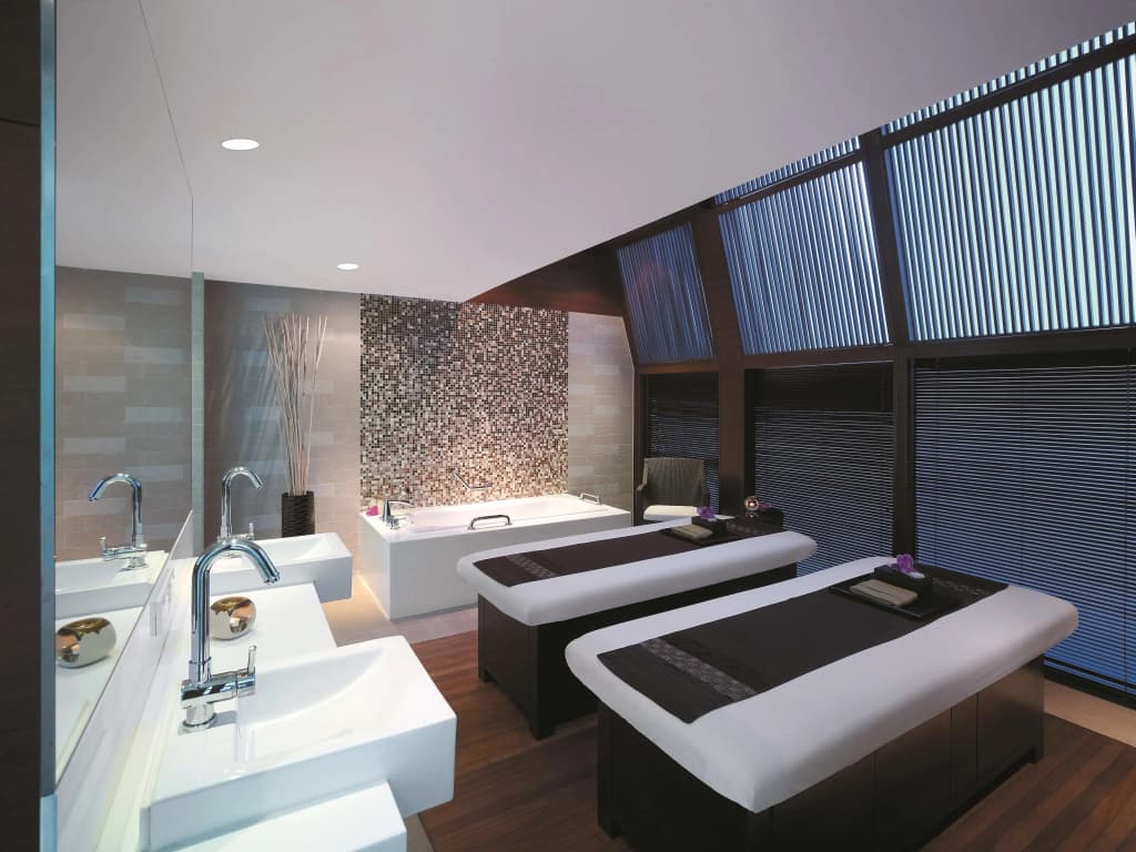 Traders Hotel Kuala Lumpur - photo 9