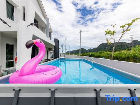 Pool Villa 3 | Karaoke BBQ | Near Lost World by i Homes - photo 2