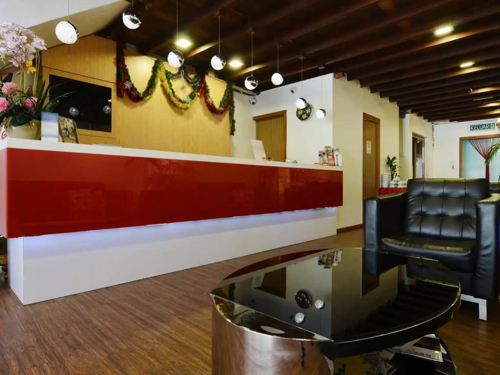 Apollo Inn - Hostel - photo 2