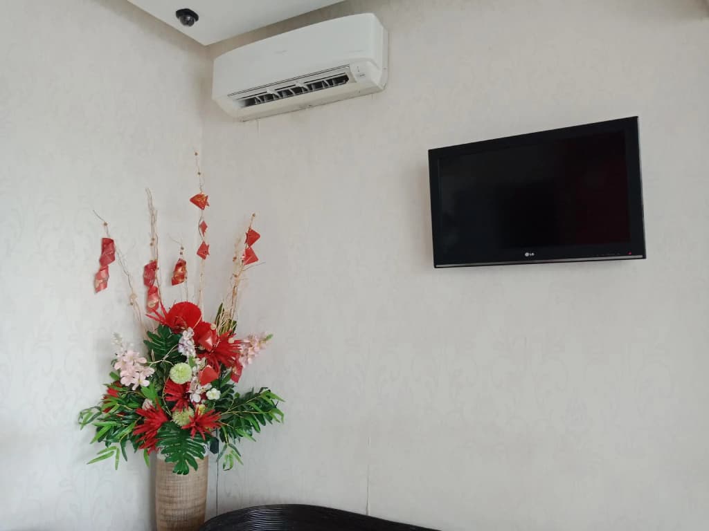 Hotel Zamburger Laurence Melaka (Marina Well) - photo 2