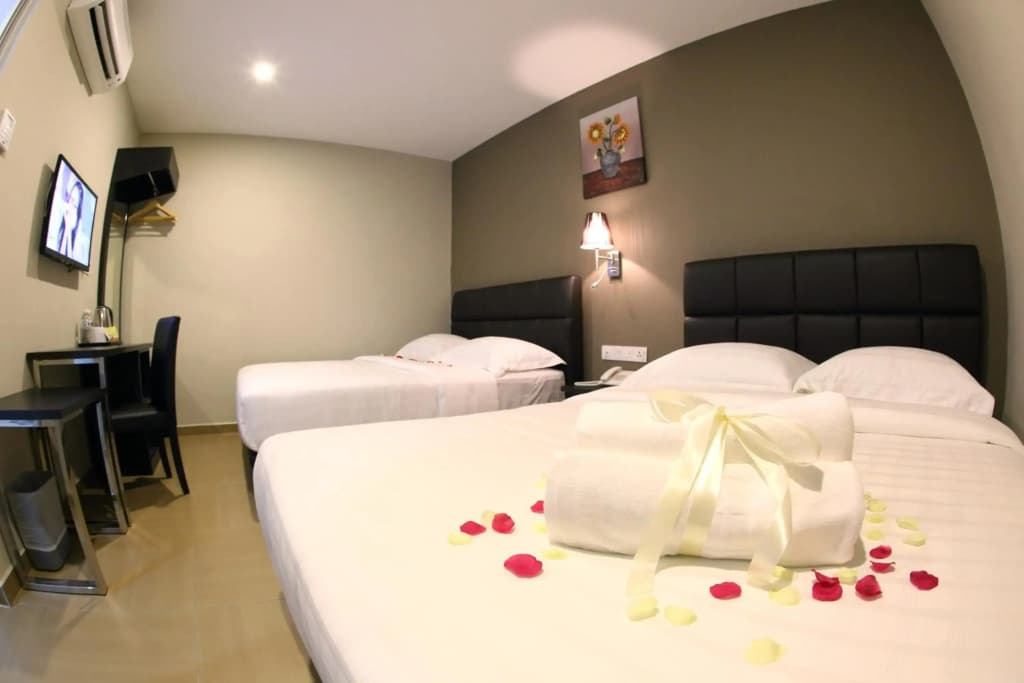 GL Hotel - photo 7