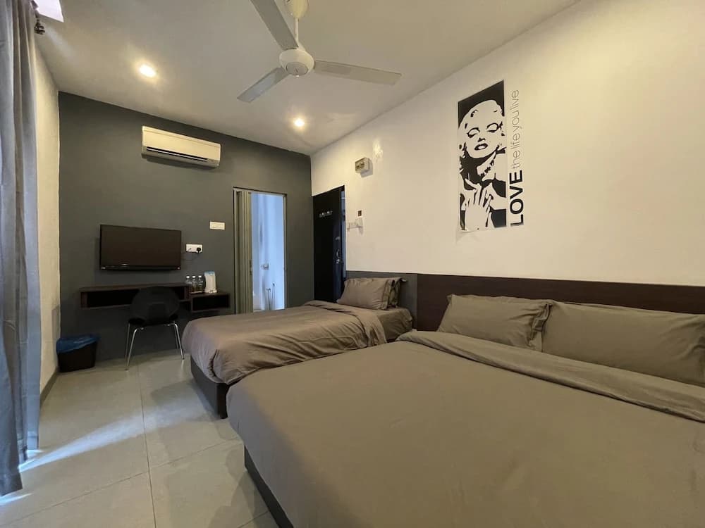 The Six Residences at JB Sentosa - photo 6