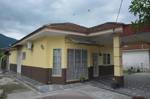 Umaira Meru Raya Homestay - photo 7