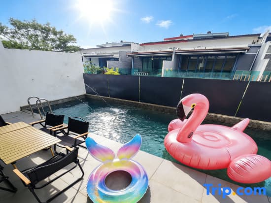 Reflexion Puchong Private Pool Villa Group-Friendly - photo 1