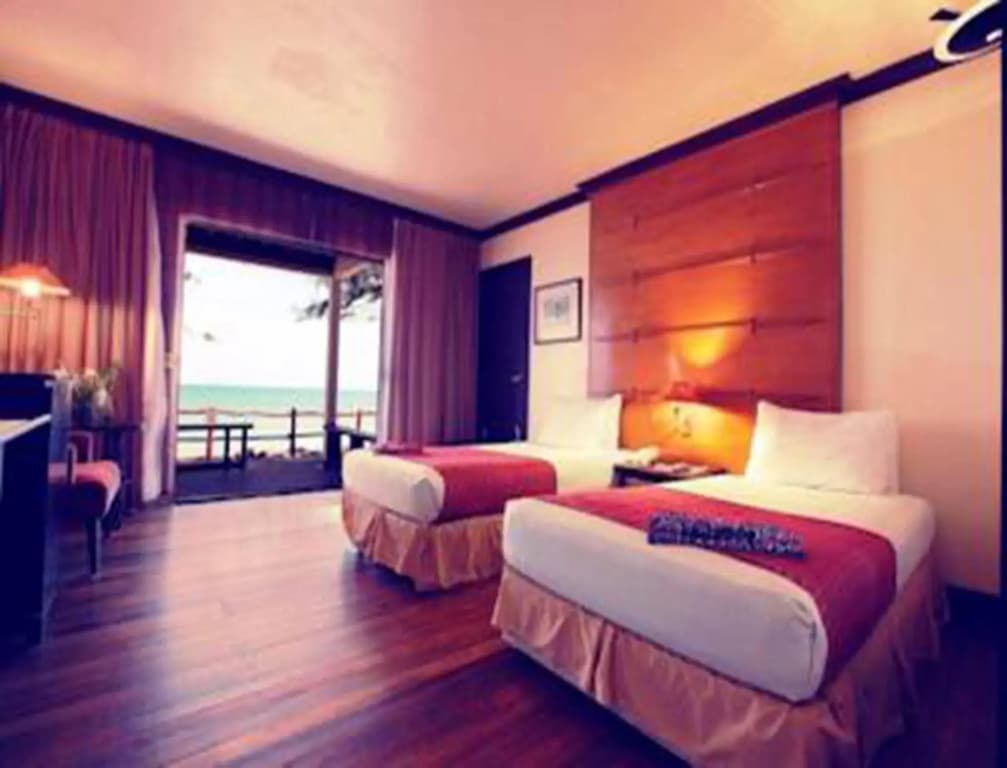 Sutra Beach Resort - photo 4