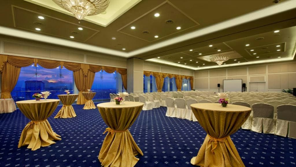 Royale Chulan Damansara - photo 17