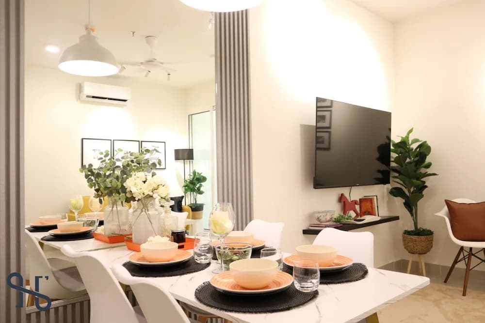 Homesuite' Home at The Shore KK - photo 12