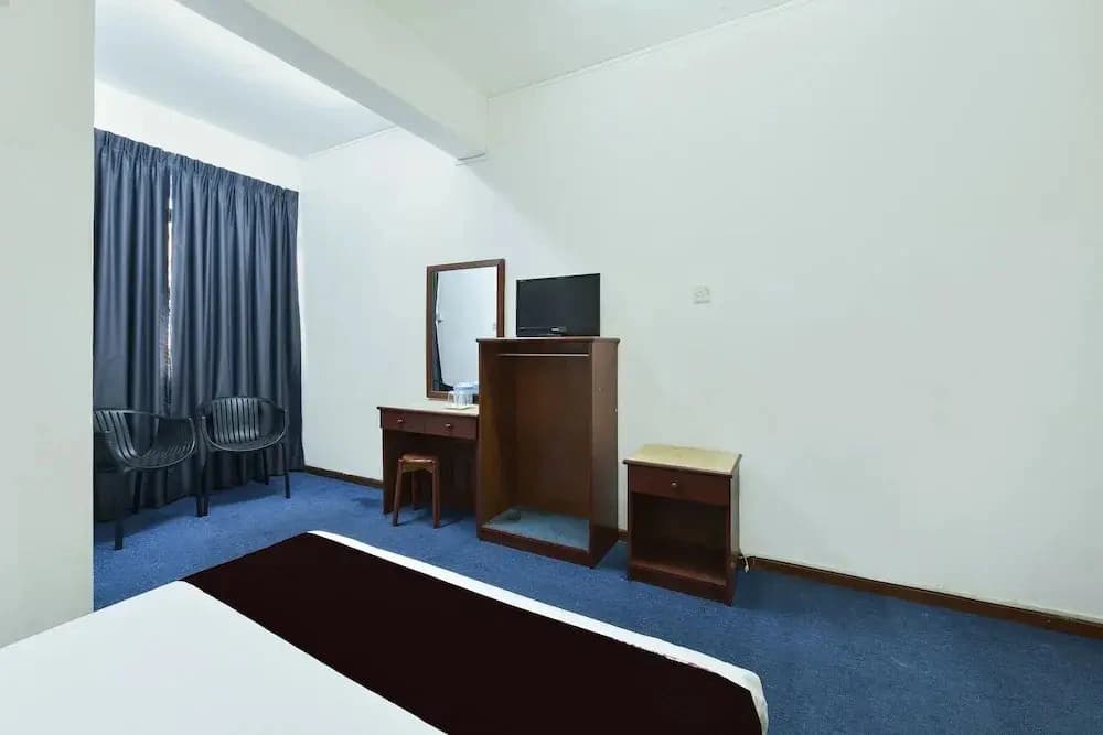 Hotel Jalan Bukit Ubi Formerly Bumimas - photo 3