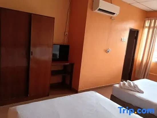 White House Hotel Kluang - photo 4