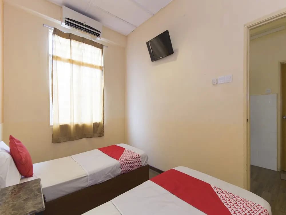 OYO 415 Straits Settlement Inn - photo 5