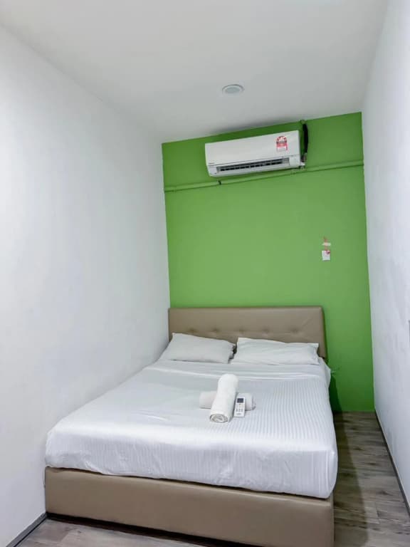 Sunny Side by OYO Rooms - photo 9