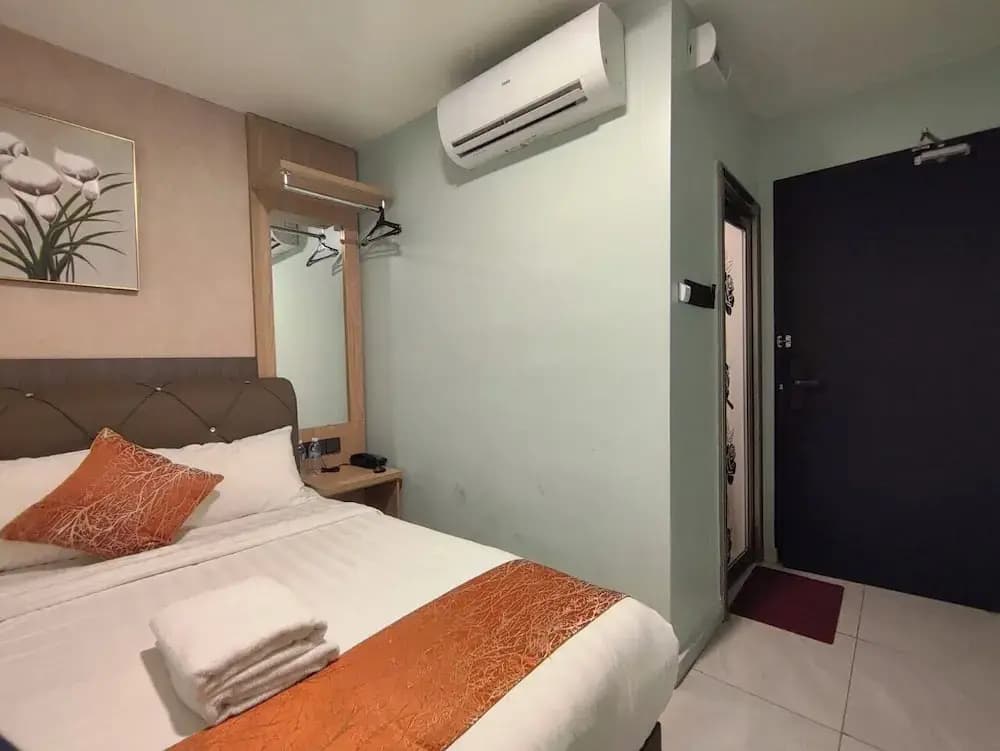 Hotel Mawar Inn - photo 7