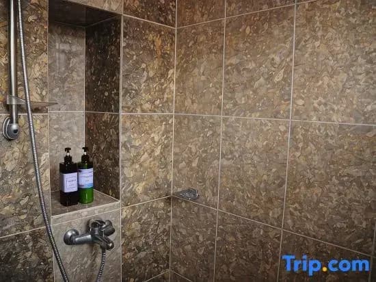 GRAYHAUS 32 -  Spacious 5BR House @ Bandar Utama, near 1 Utama Shopping Centre - Stay Only NO EVENTS - photo 7