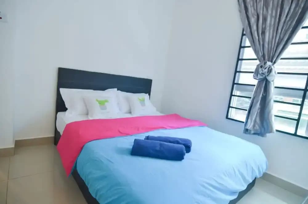 Makmoor Honeymoon Home - photo 4