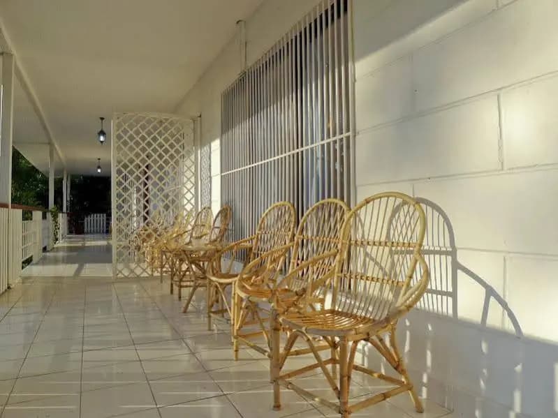 Red Door Apartments - photo 2