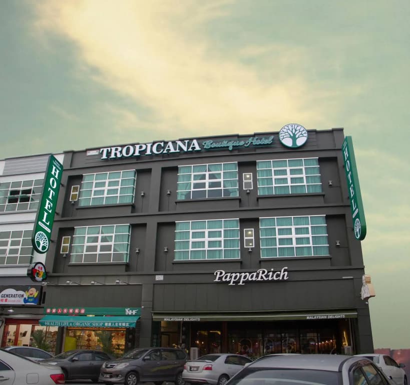 Tropicana Homestay - photo 1