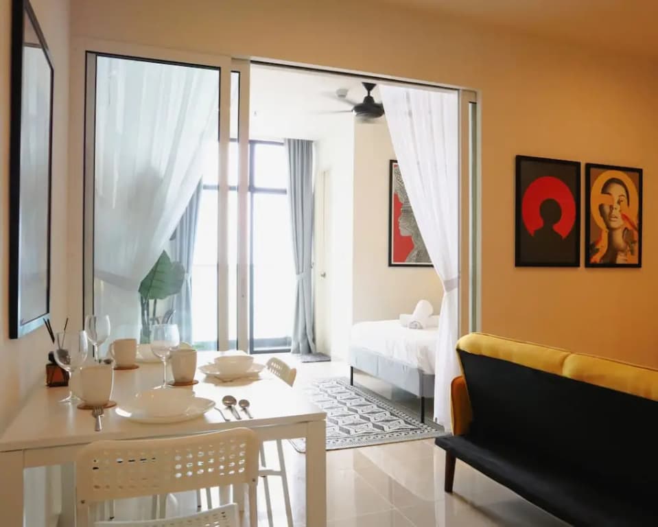 Homesuite' Home at The Shore KK - photo 42