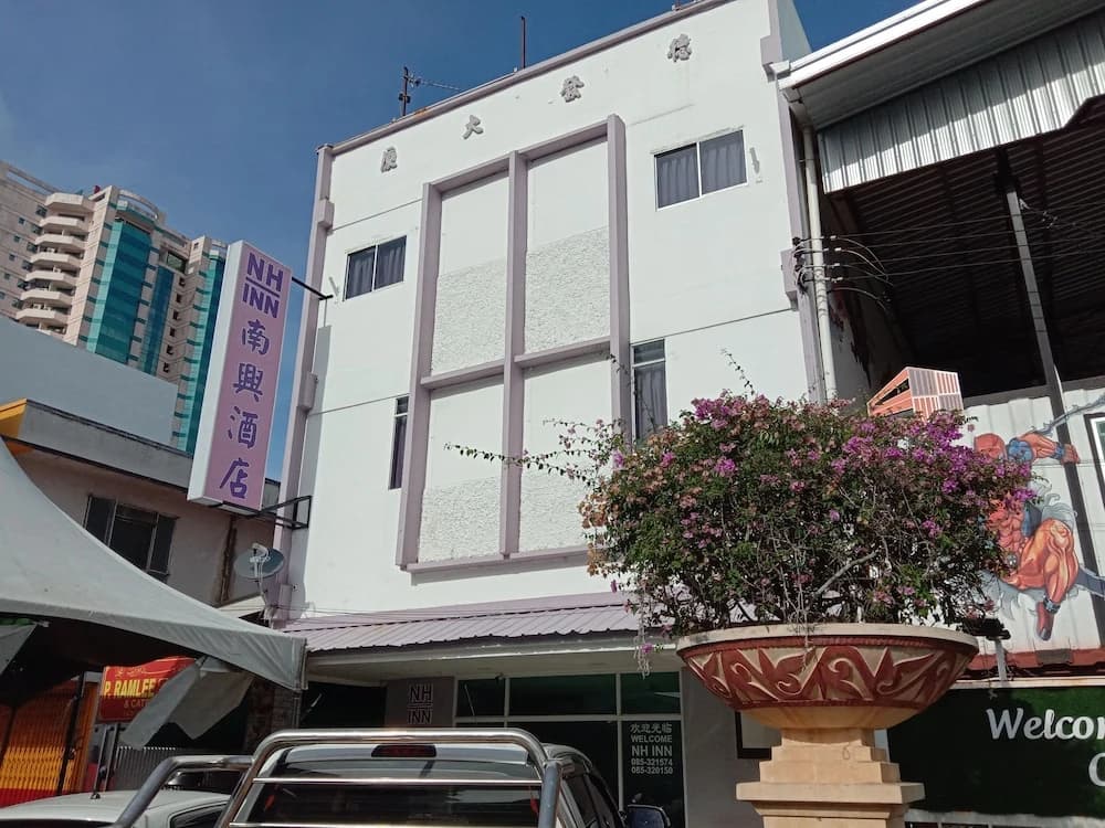 OYO 90089 N H Inn - main photo