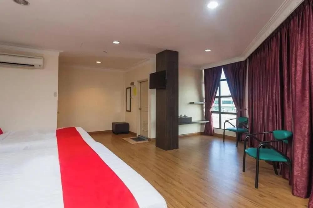 T P Hotel - photo 14