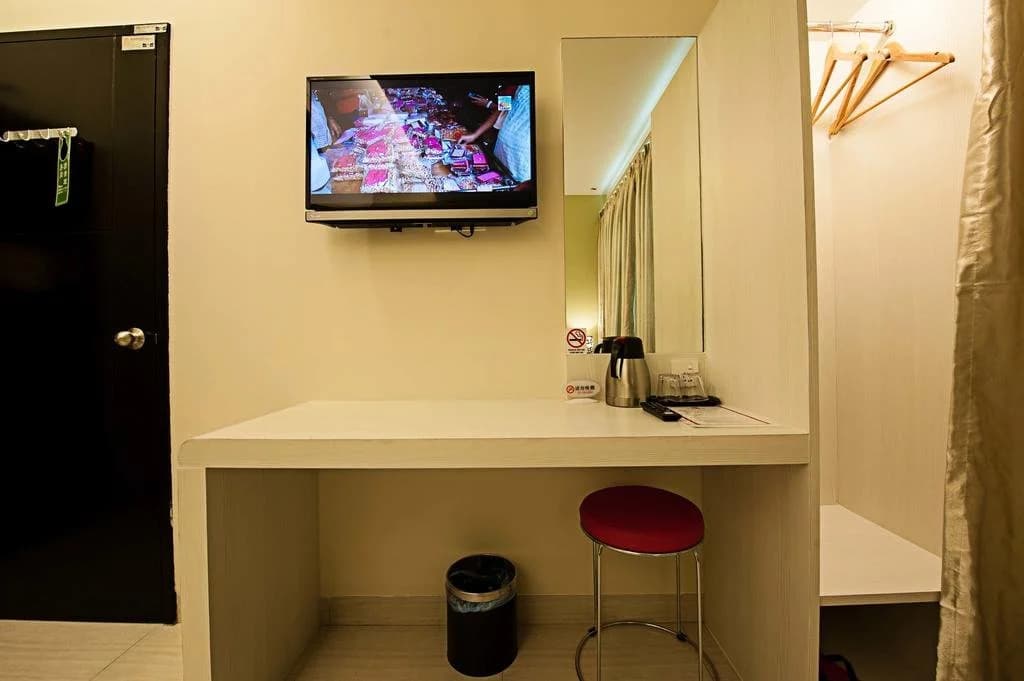 Seven Boutique Hotel - photo 6