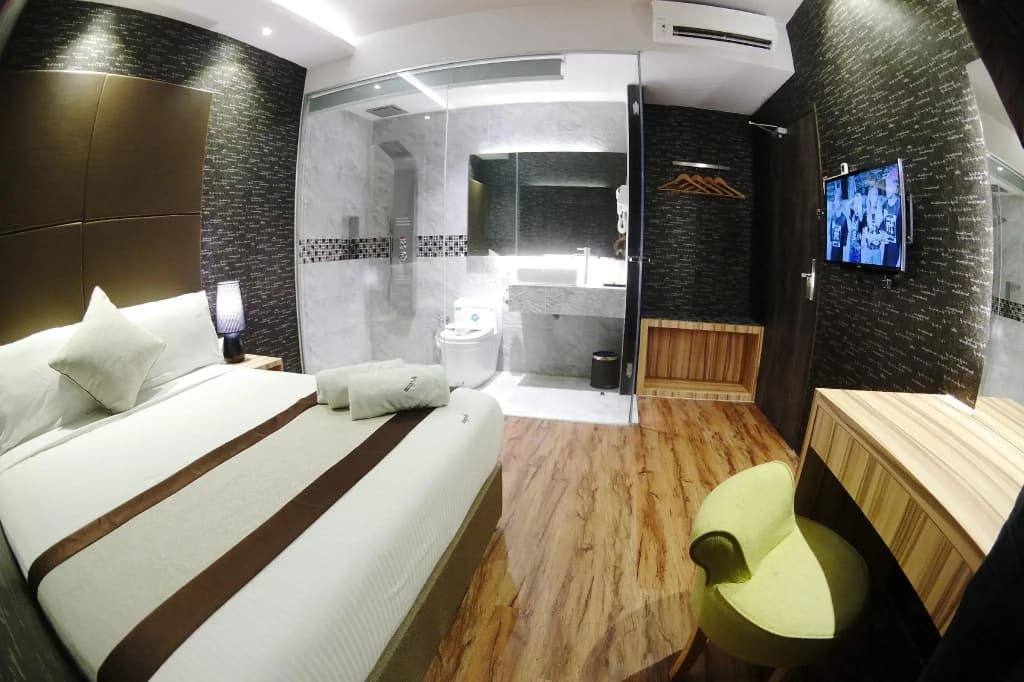 HereHotel - photo 19
