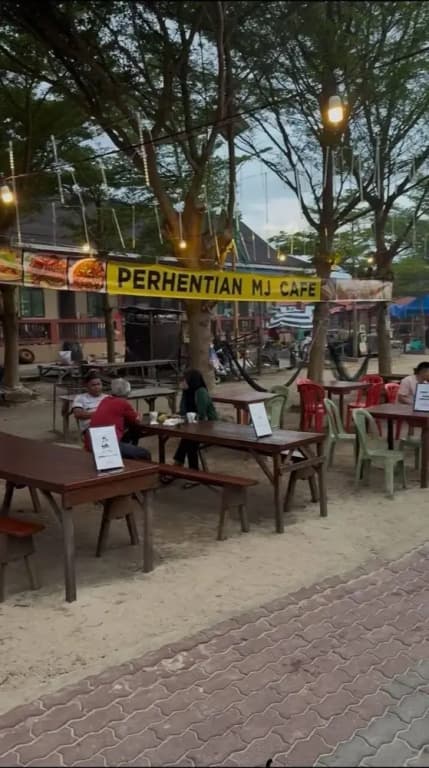PerhentianMj FishermanVillage - photo 14