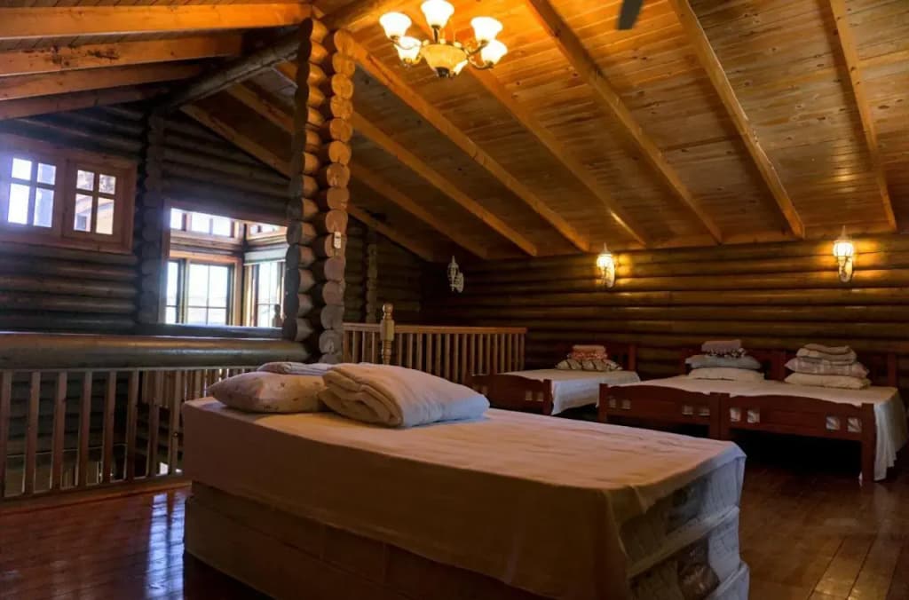Log Cabin House - photo 4