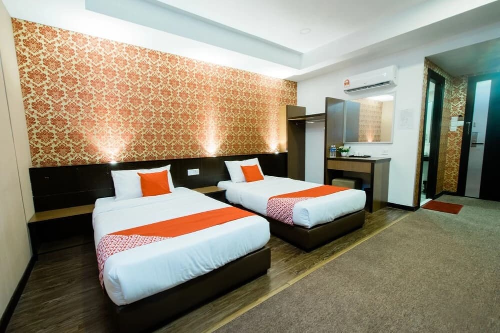 V Motel by OYO Rooms - photo 3