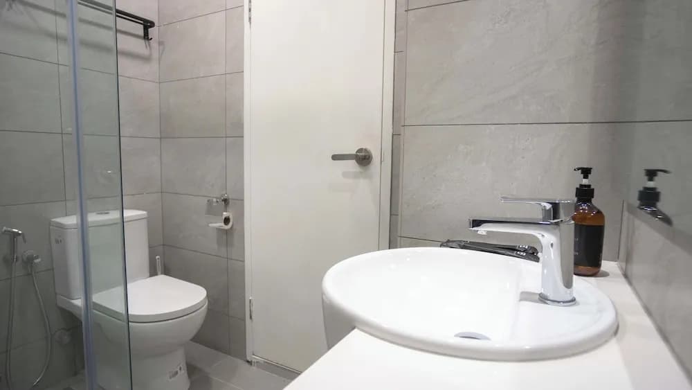 Dorsett Waterfront Subang by Guestonic - photo 25