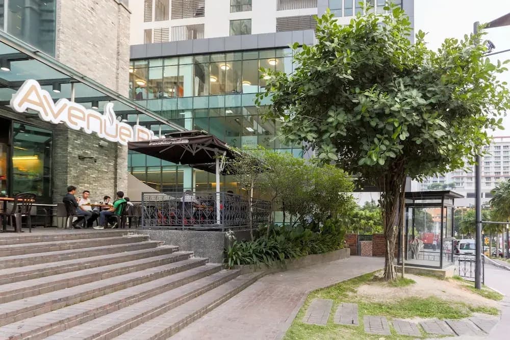 Luzzeri Suite Empire Damansara - photo 16