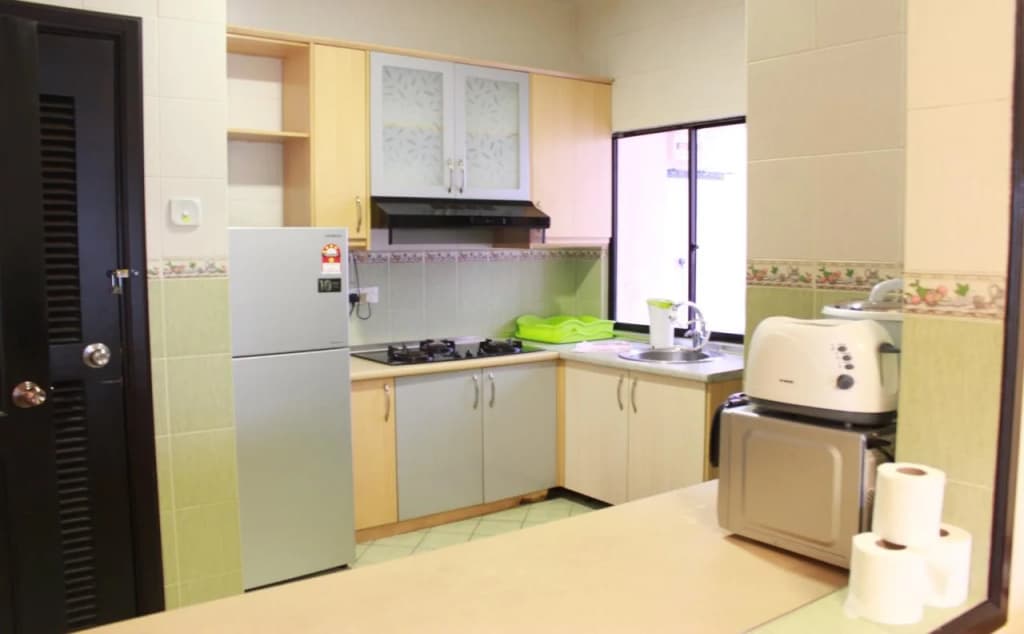 Marimari Marina Service Condo - photo 17