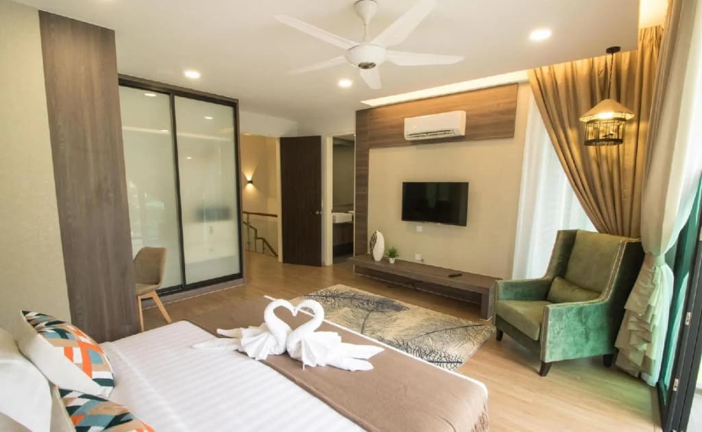 Tropical Villa Service Suite - photo 4