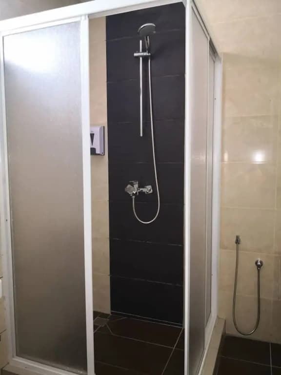 Walk In Hotel - photo 21
