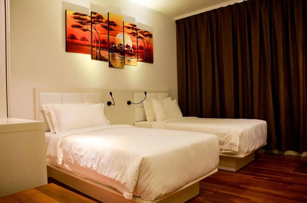 Pine Garden Hotel - photo 5