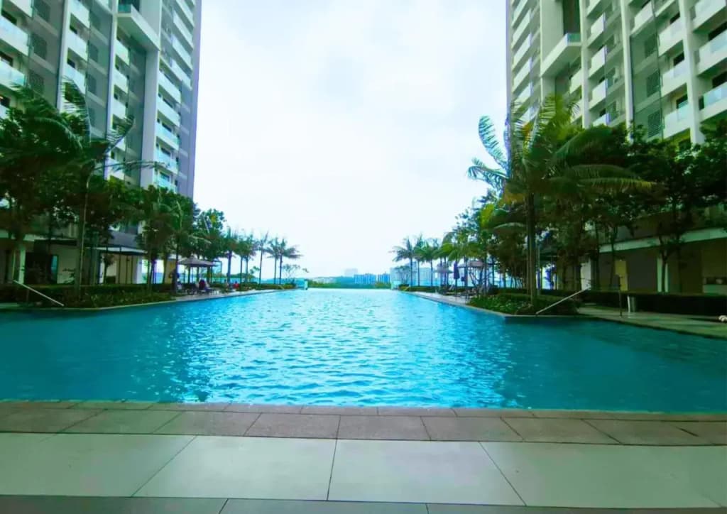 Amazing Pool View Staycation - Netflix n Sanitize6 - photo 12