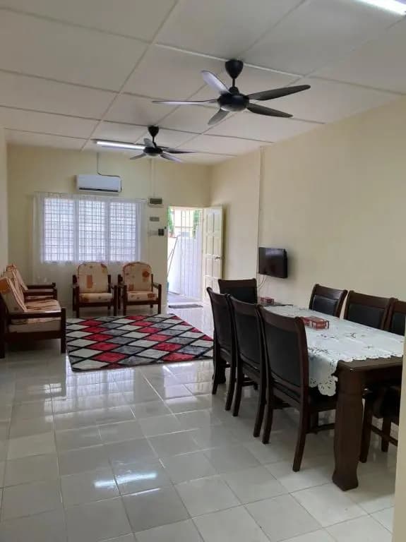 Homestay Sri Jasmine - photo 2