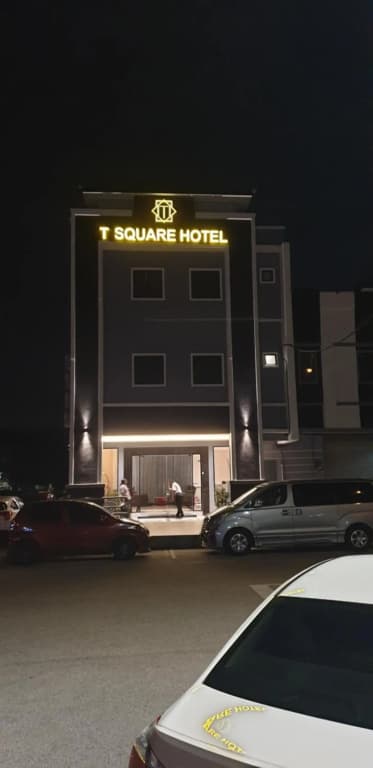 T Square Hotel - photo 9
