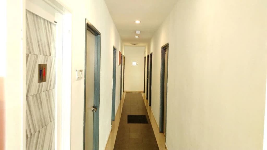 Apple 1 Hotel Queensbay - photo 15