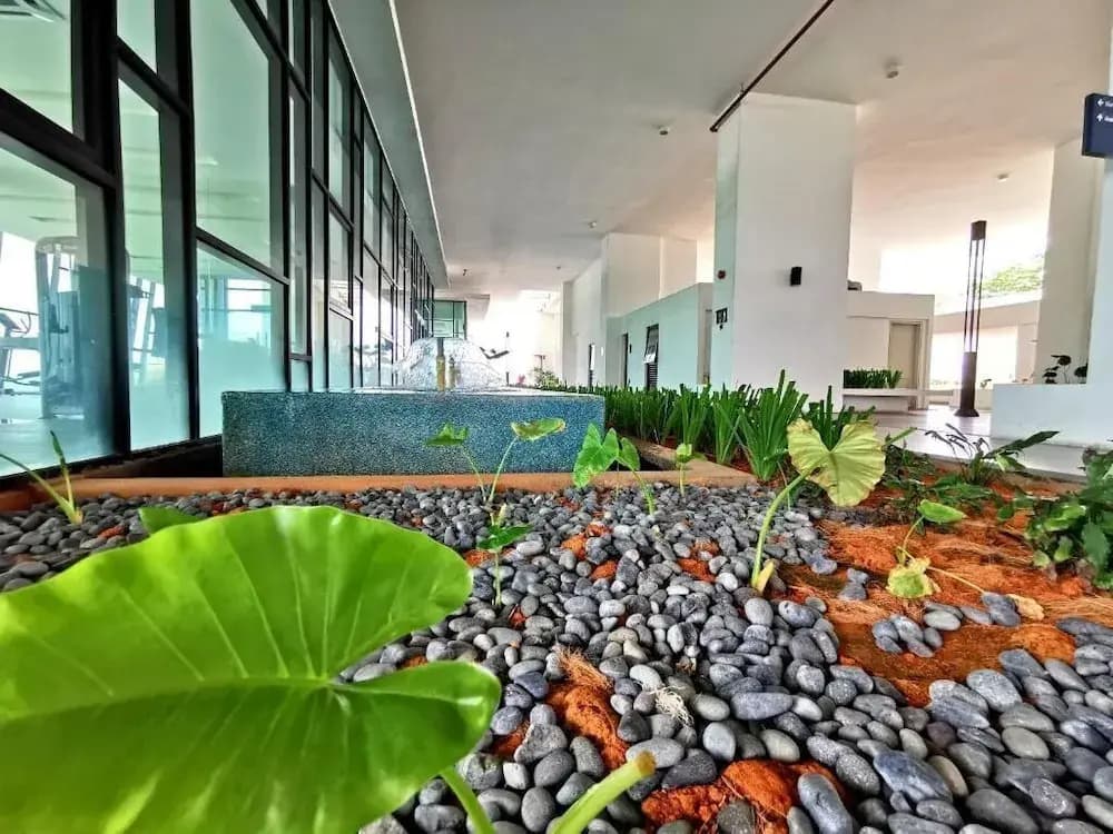MidValley MegaMall View Southkey Mosaic 2BR 2FREE By Natol - photo 7