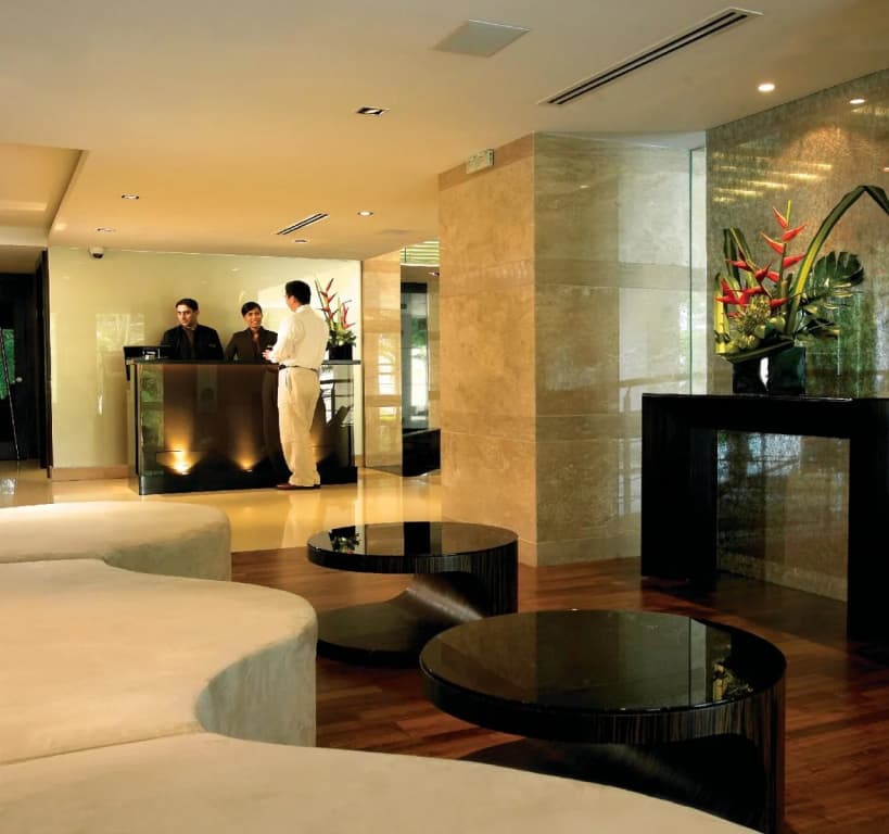 Pacific Regency Hotel Suites - photo 22