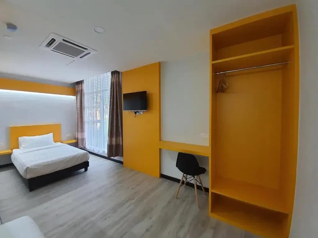 Paradian Hotel - photo 2
