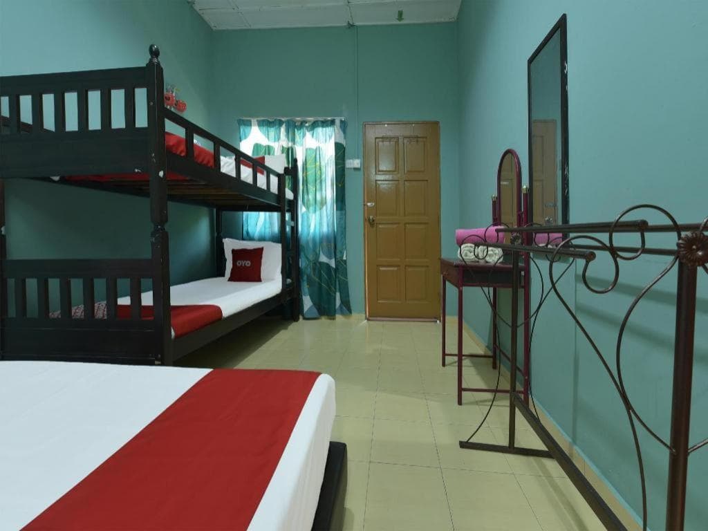Tahan Guest House - photo 15